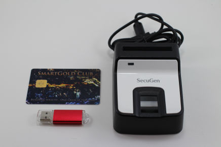Gold smart card with reader
